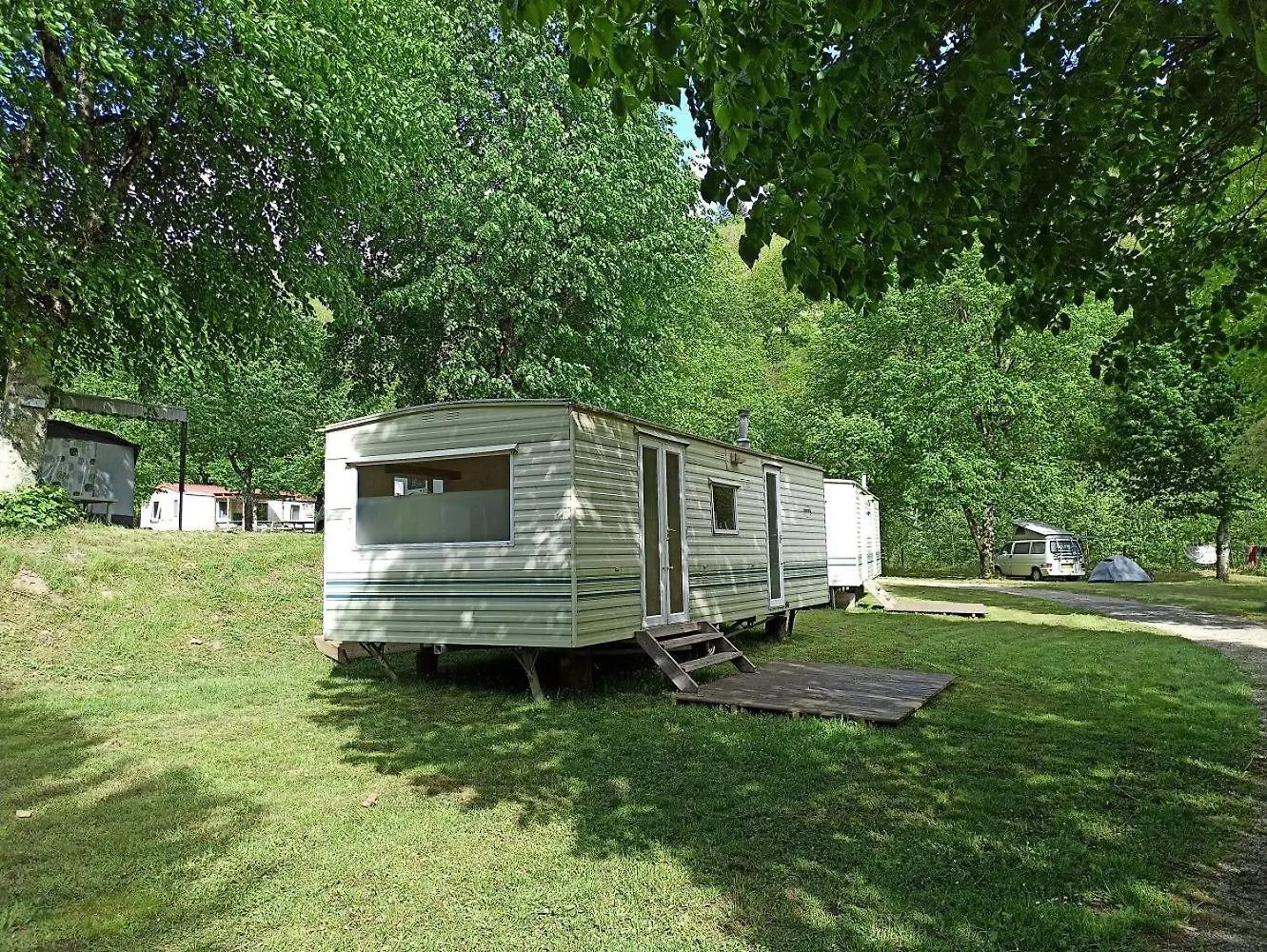 Campsite Camping Le Pre Coulet Hotel Saint-Pierreville